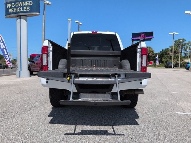 2022 Ford Super Duty F-350 SRW Pickup Lariat
