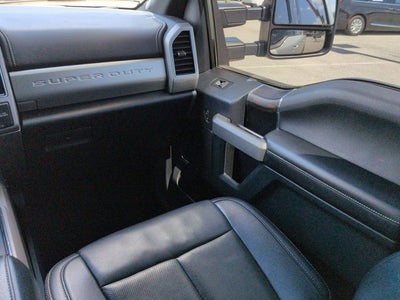 2022 Ford Super Duty F-350 SRW Pickup Lariat
