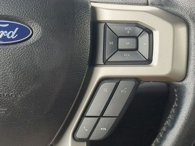 2020 Ford Super Duty F-350 DRW Pickup Lariat DRW