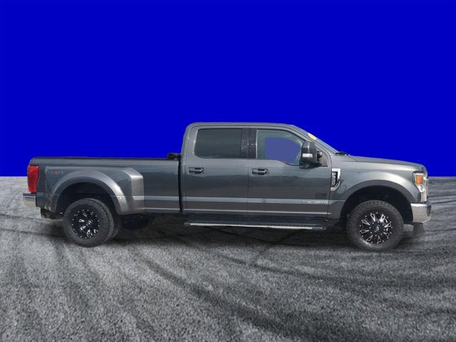 2020 Ford Super Duty F-350 DRW Pickup Lariat DRW