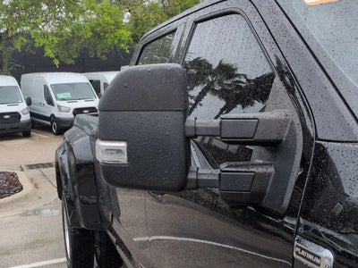 2022 Ford Super Duty F-450 DRW Platinum