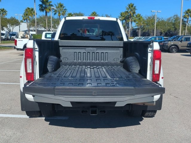 2022 Ford Super Duty F-450 DRW Platinum