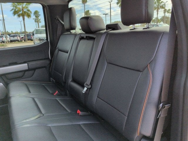 2026 Ford Super Duty F-450 DRW LARIAT