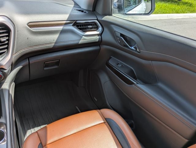 2020 GMC Acadia AT4