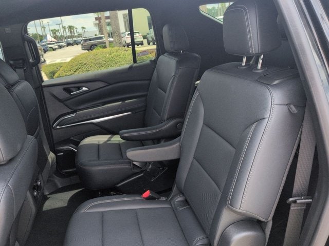 2025 Chevrolet Traverse FWD LT