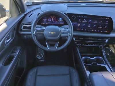 2025 Chevrolet Traverse AWD LT