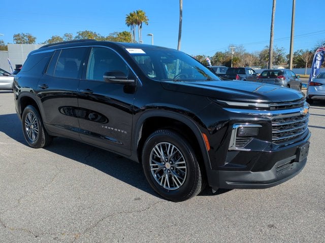 2025 Chevrolet Traverse AWD LT
