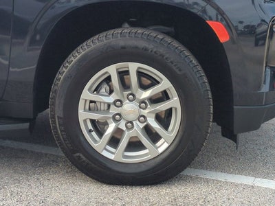 2023 Chevrolet Suburban LS