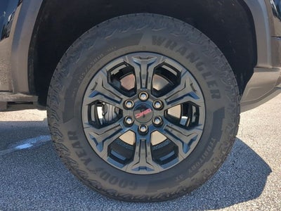 2025 GMC Canyon Elevation