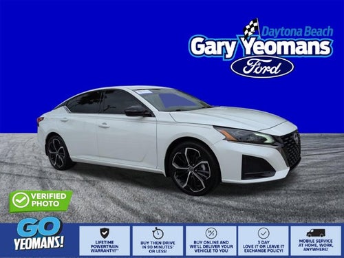 2025 Nissan Altima SR