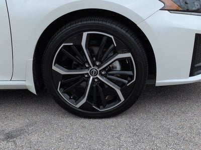 2025 Nissan Altima SR