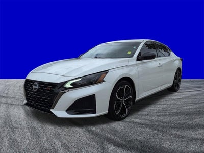 2025 Nissan Altima SR