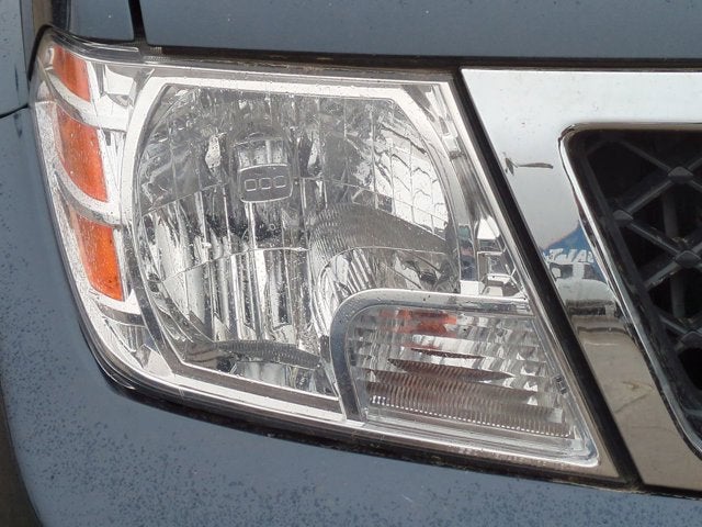 2017 Nissan Frontier SV V6