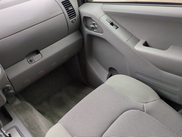 2017 Nissan Frontier SV V6