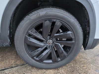2022 Volkswagen Atlas Cross Sport 3.6L V6 SE w/Technology