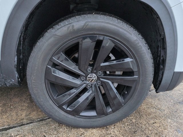 2022 Volkswagen Atlas Cross Sport 3.6L V6 SE w/Technology