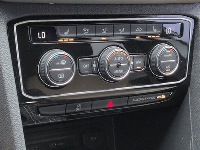 2022 Volkswagen Atlas Cross Sport 3.6L V6 SE w/Technology