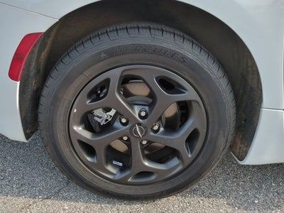 2024 Chrysler Pacifica Hybrid S Appearance Pkg