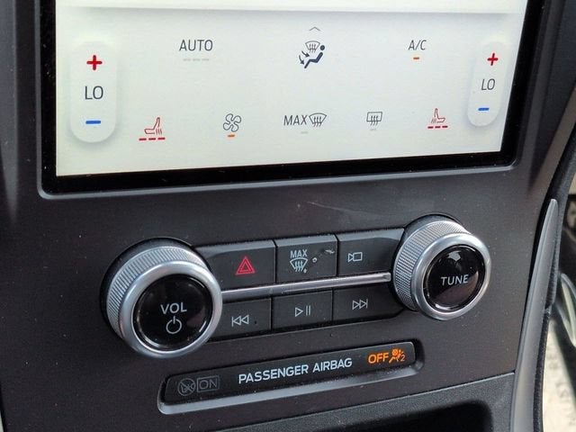 2021 Ford Edge ST Line