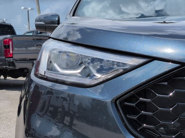 2022 Ford Edge ST