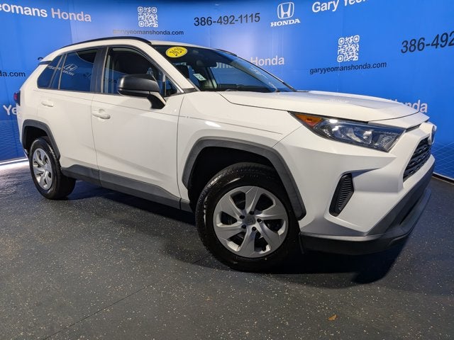 2020 Toyota RAV4 LE