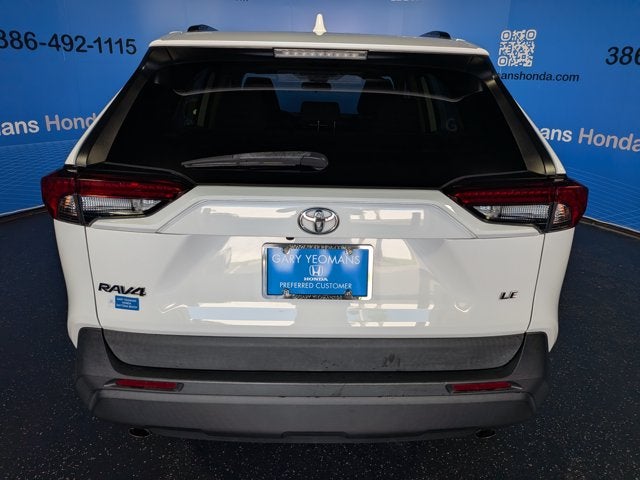 2020 Toyota RAV4 LE