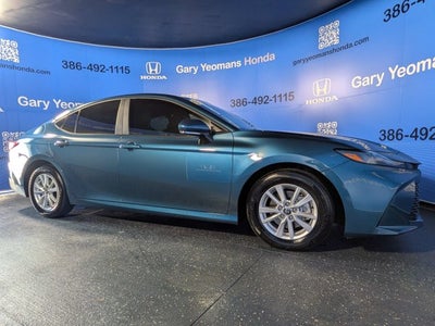 2025 Toyota Camry LE