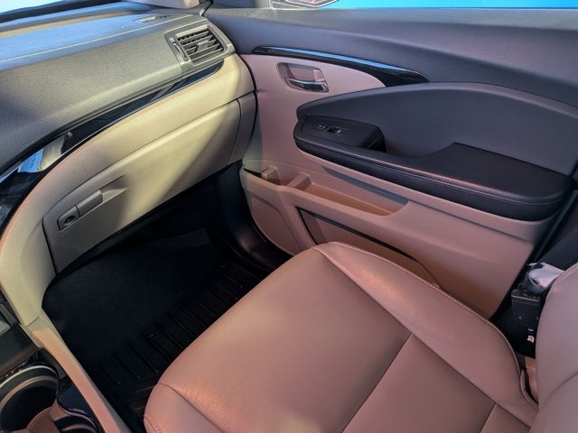 2021 Honda Pilot Touring 8-Passenger