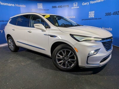 2023 Buick Enclave Essence