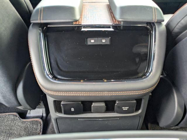 2024 Lincoln Navigator Black Label