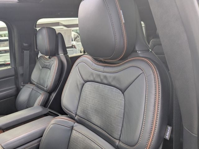 2024 Lincoln Navigator Black Label