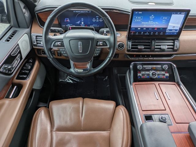2023 Lincoln Navigator L Reserve