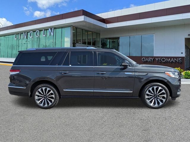 2022 Lincoln Navigator L Reserve