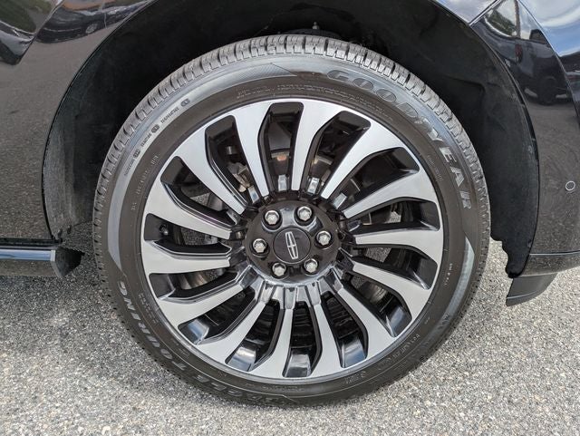 2024 Lincoln Navigator L Black Label