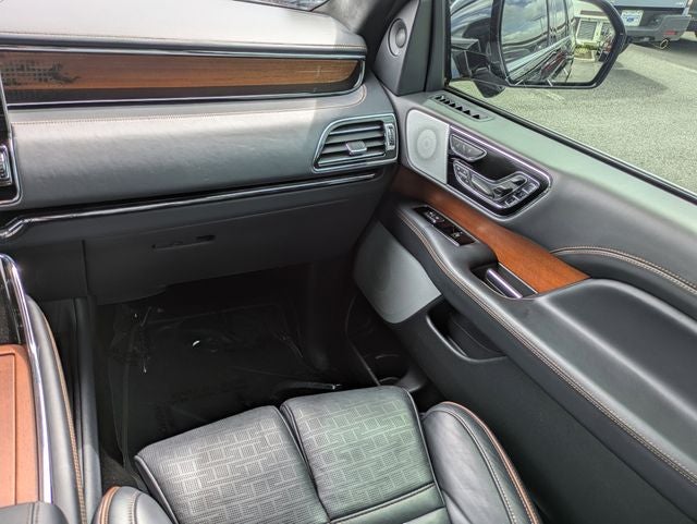 2024 Lincoln Navigator L Black Label