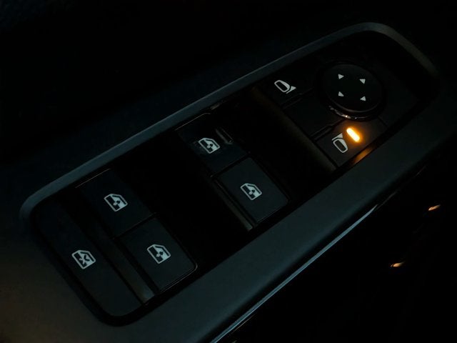 2023 Nissan Pathfinder S
