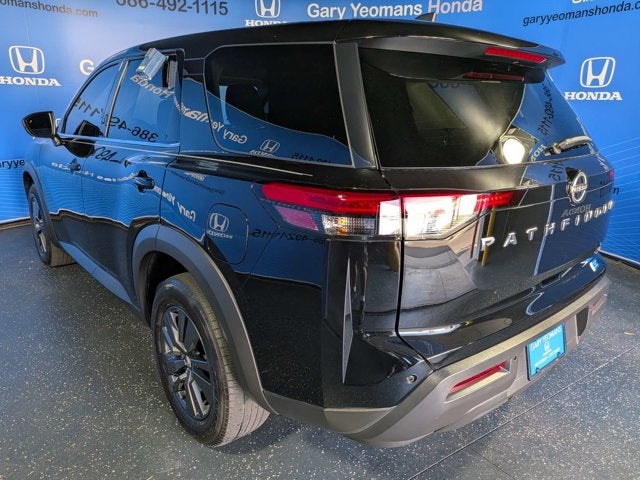 2023 Nissan Pathfinder S