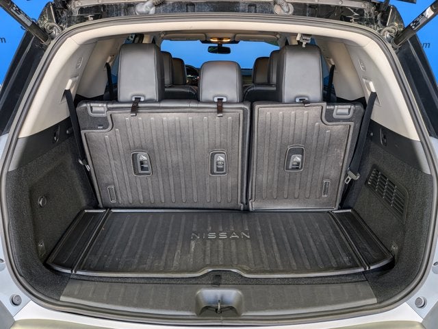 2022 Nissan Pathfinder Platinum