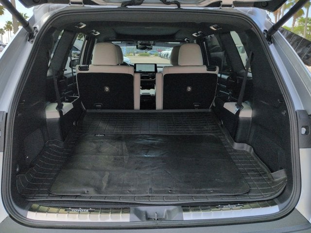 2024 Toyota Grand Highlander Hybrid MAX Platinum