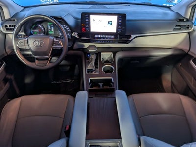 2021 Toyota Sienna XLE