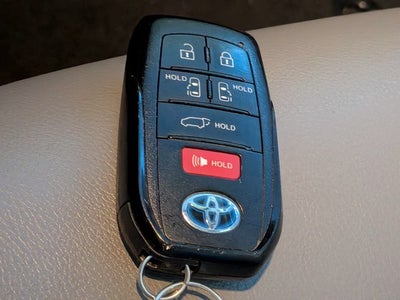 2021 Toyota Sienna XLE