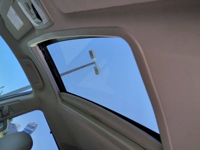 2017 Toyota Sienna XLE 8 Passenger