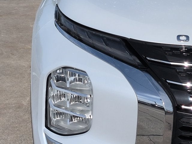 2023 Mitsubishi Outlander ES