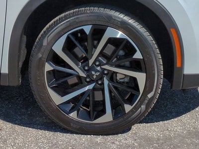 2022 Mitsubishi Outlander SE