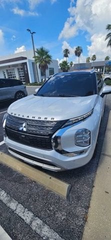 2023 Mitsubishi Outlander SEL