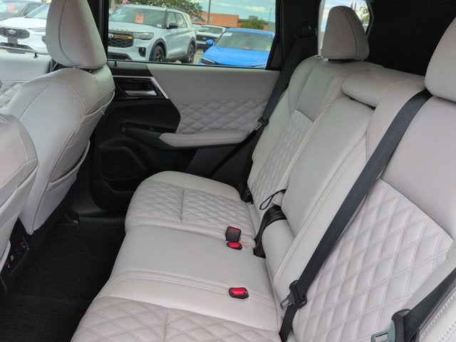 2022 Mitsubishi Outlander SEL