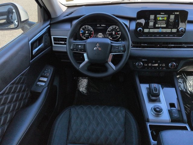 2024 Mitsubishi Outlander SEL