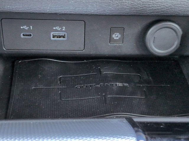 2024 Mitsubishi Outlander SEL