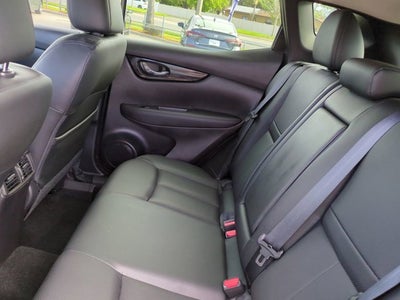 2022 Nissan Rogue Sport SL