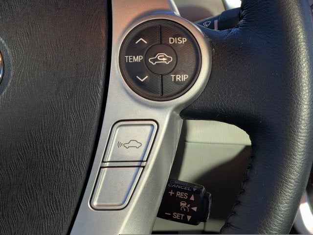 2013 Toyota Prius v Five